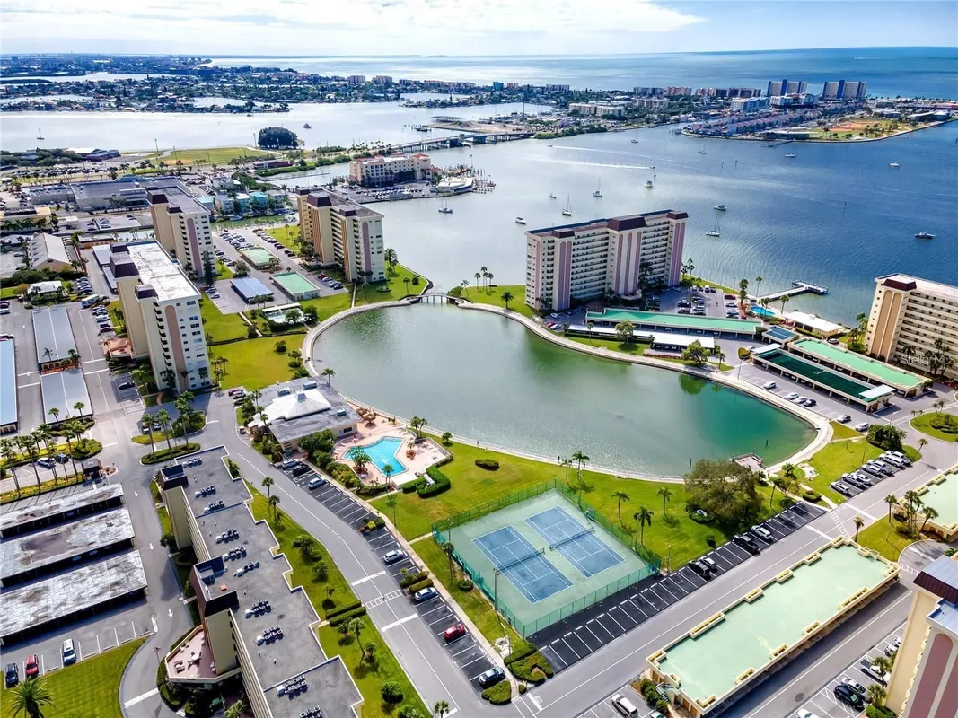 Property Slideshow image 1 of 43 | 4650 cove cir 409, St Petersburg, FL, 33708