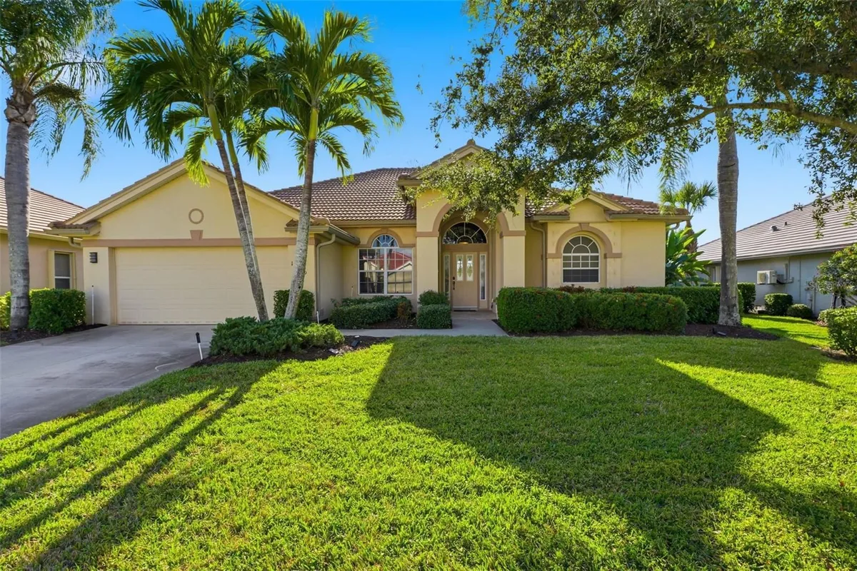 Property Slideshow image 1 of 75 | 14230 silver lakes cir, Port Charlotte, FL, 33953