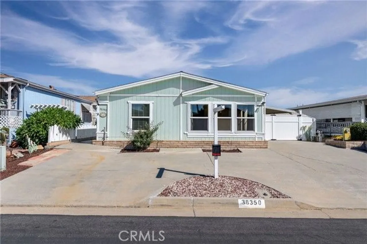 Property Slideshow image 1 of 44 | 38350 via taffia, Murrieta, CA, 92563