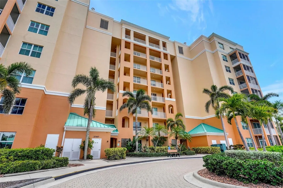 Property Slideshow image 1 of 32 | 2060 matecumbe key rd unit 2501, Punta Gorda, FL, 33955