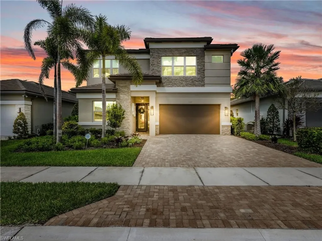 Property Slideshow image 1 of 49 | 11265 daphne ct, Naples, FL, 34120