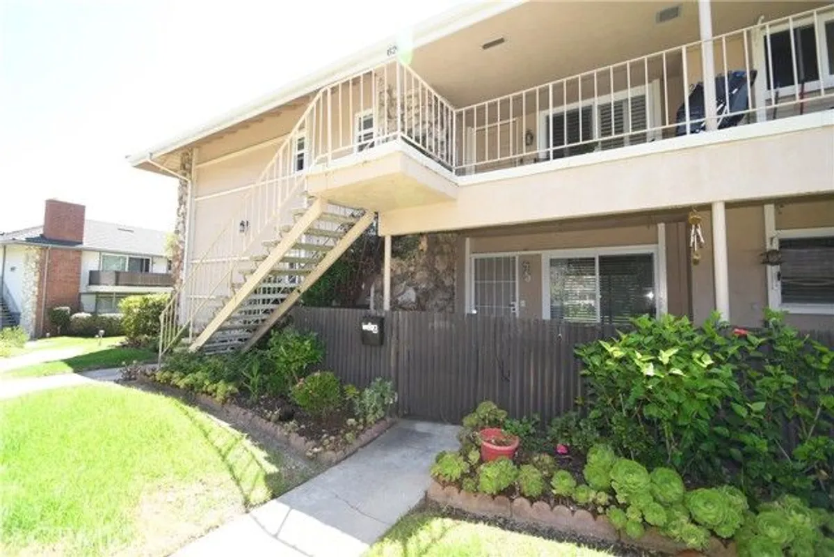 Property Slideshow image 1 of 18 | 23067 nadine cir a, Torrance, CA, 90505