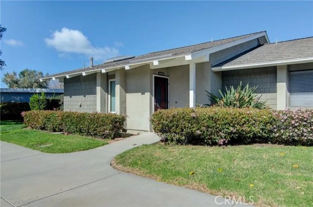 Property Slideshow image 1 of 26 | 8777 tulare 412a, Huntington Beach, CA, 92646