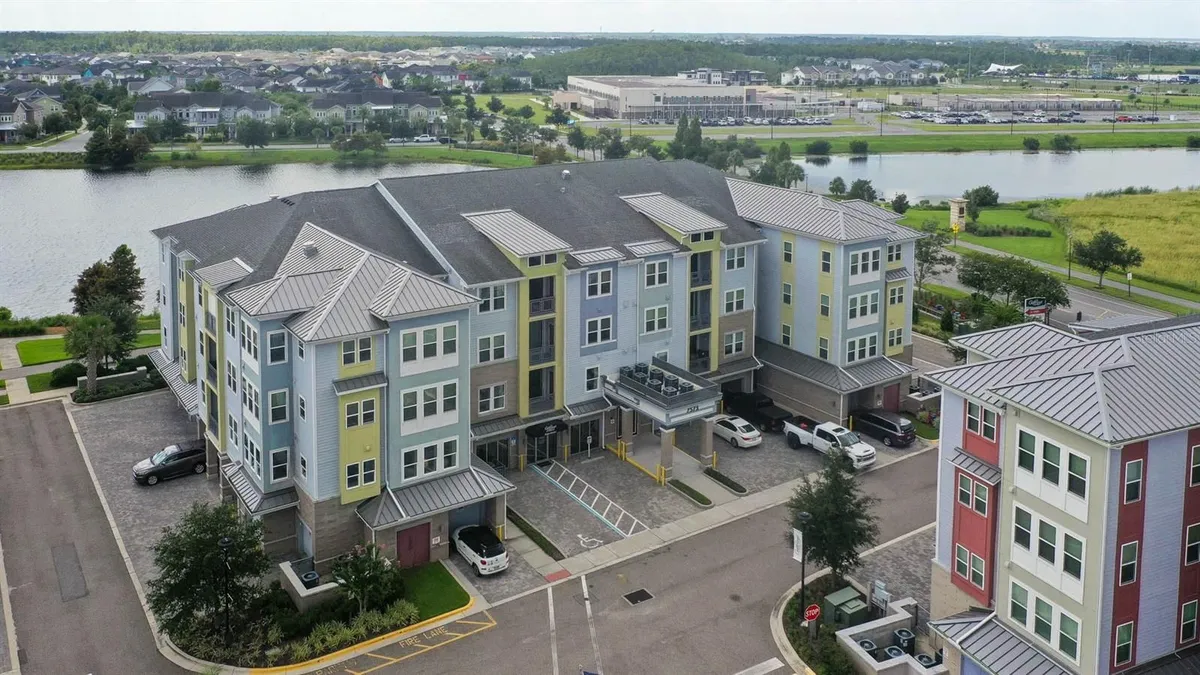 Property Slideshow image 1 of 34 | 7573 laureate blvd 1-307, Orlando, FL, 32827