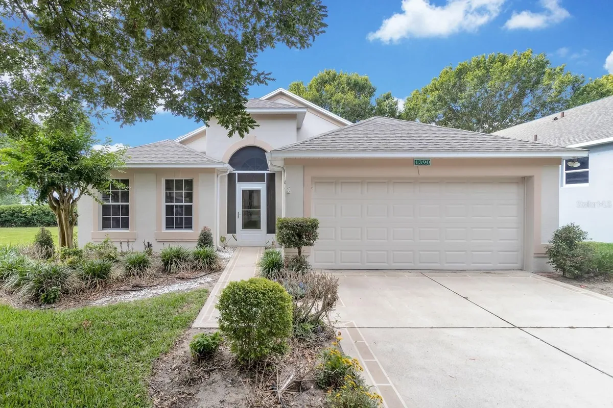 Property Slideshow image 1 of 30 | 4390 sambourne st, Clermont, FL, 34711
