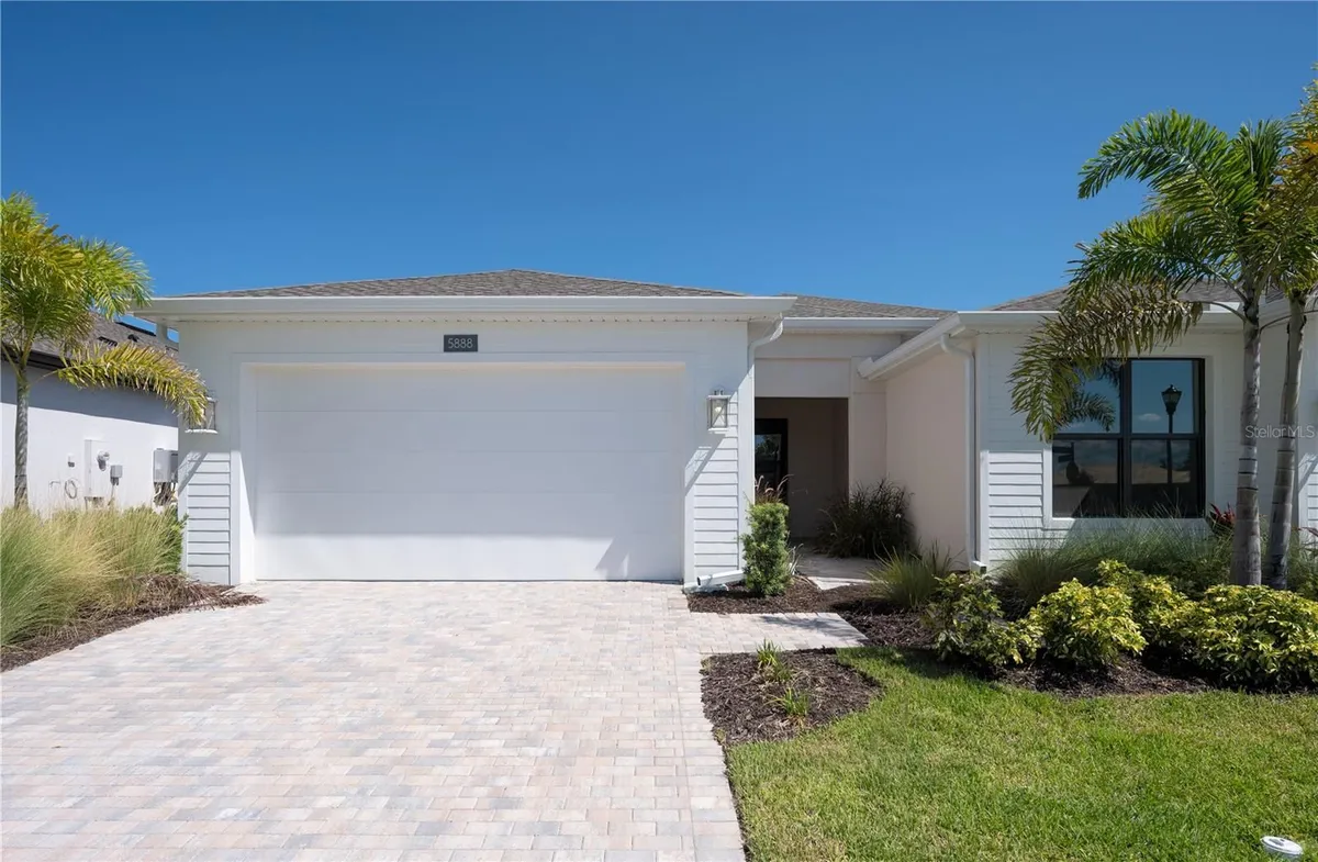 Property Slideshow image 1 of 36 | 5888 windbreak ct, Apollo Beach, FL, 33572