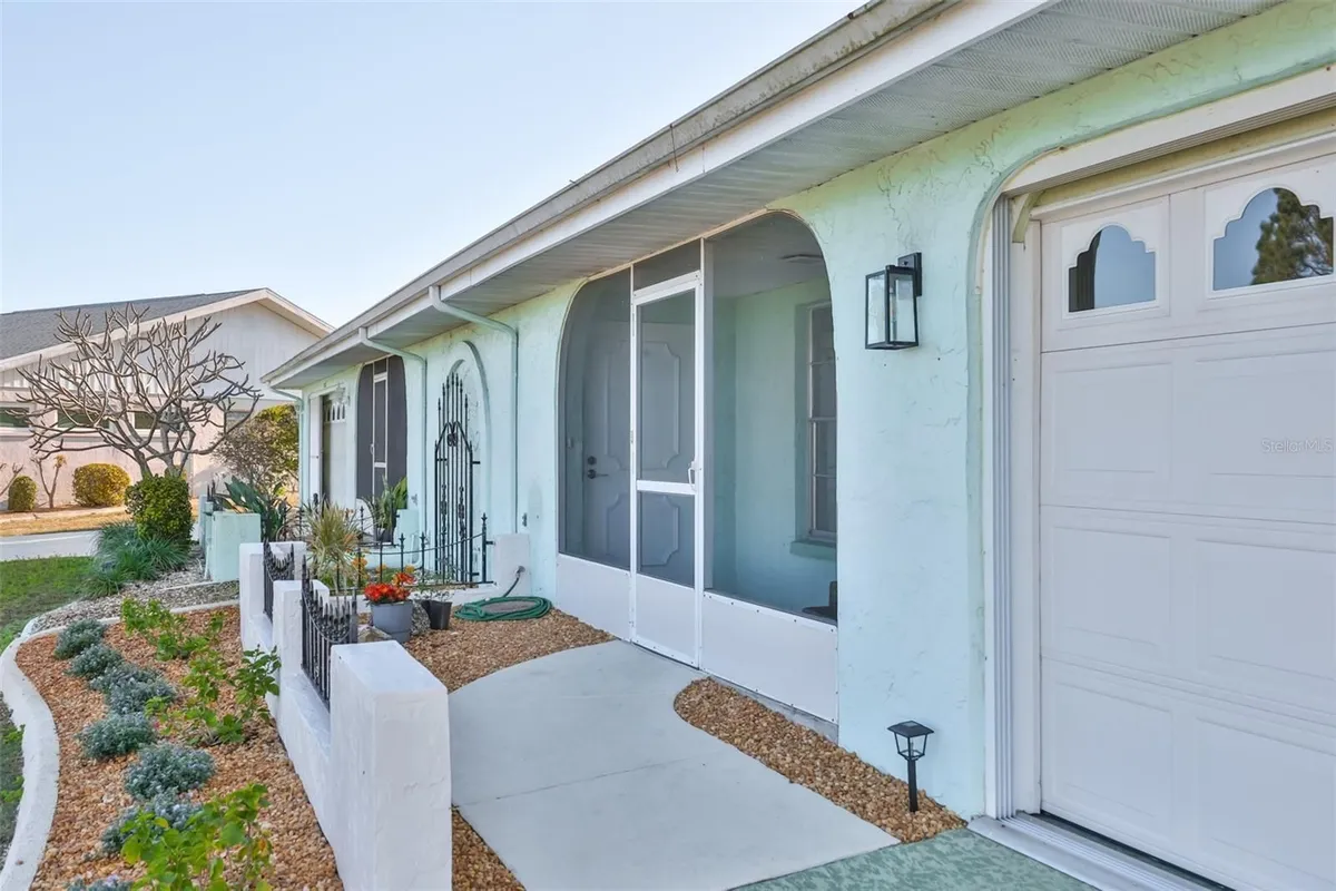 Property Slideshow image 1 of 41 | 325 green manor dr, Sun City Center, FL, 33573