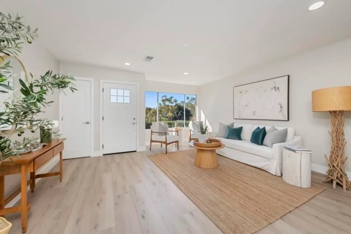 Property Slideshow image 1 of 31 | 3839 vista campana 72, Oceanside, CA, 92057