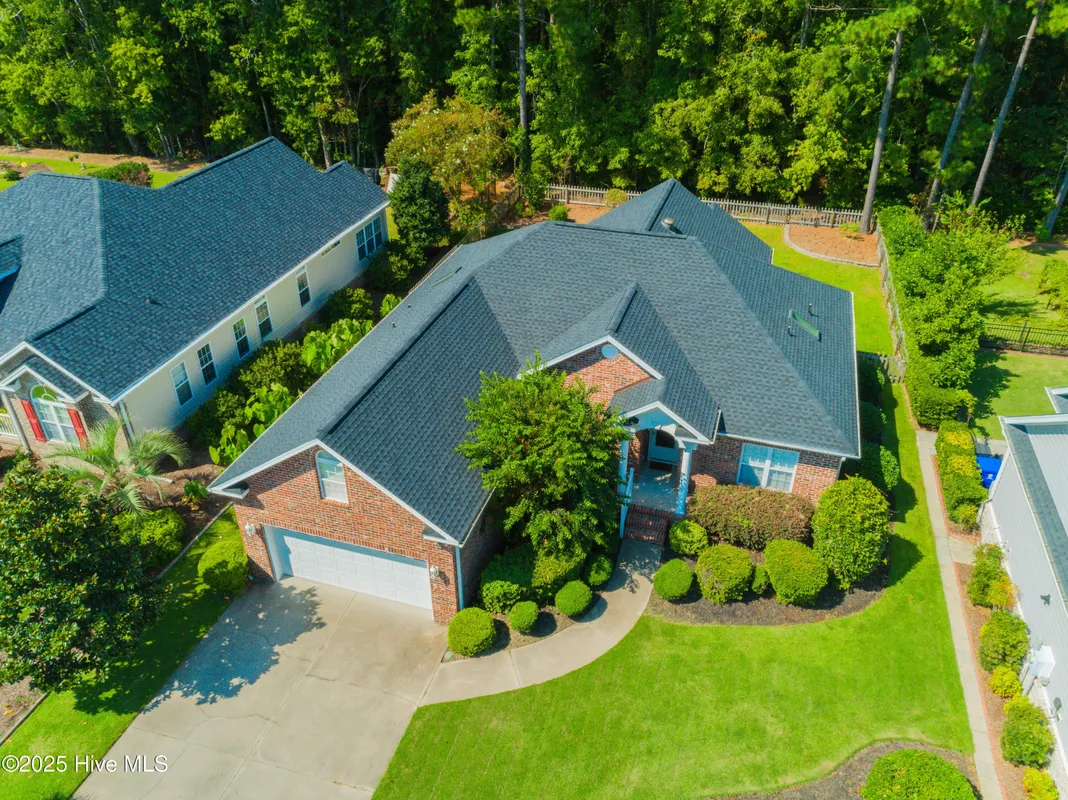 Property Slideshow image 1 of 48 | 677 covington dr nw, Calabash, NC, 28467