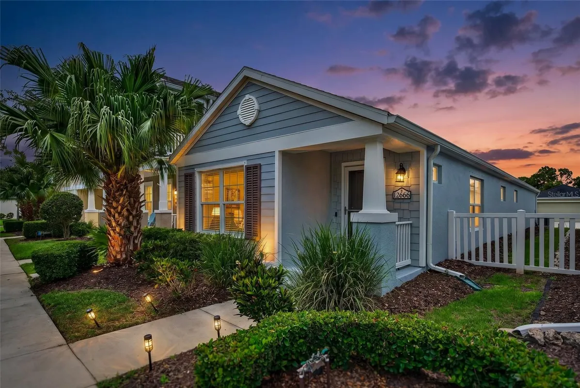 Property Slideshow image 1 of 57 | 12666 shimmering oak cir, Venice, FL, 34293