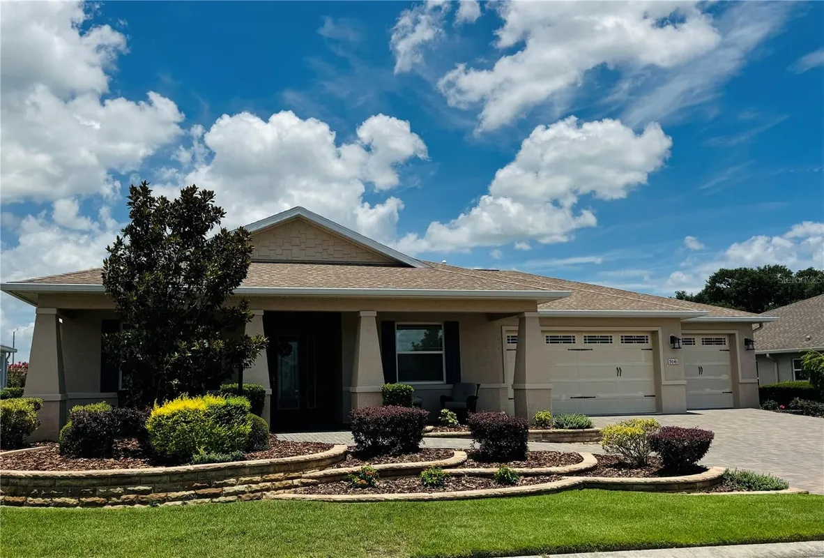 Property Slideshow image 1 of 8 | 9041 sw 88th pl, Ocala, FL, 34481