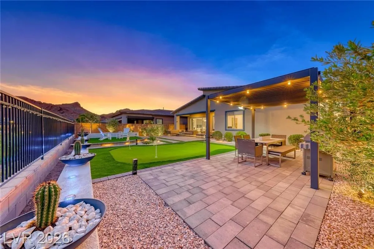 Property Slideshow image 1 of 53 | 93 reverie heights ave, Henderson, NV, 89011
