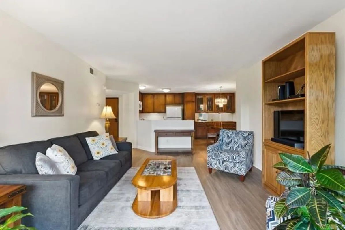 Property Slideshow image 1 of 39 | 17607 pomerado rd unit 101, San Diego, CA, 92128
