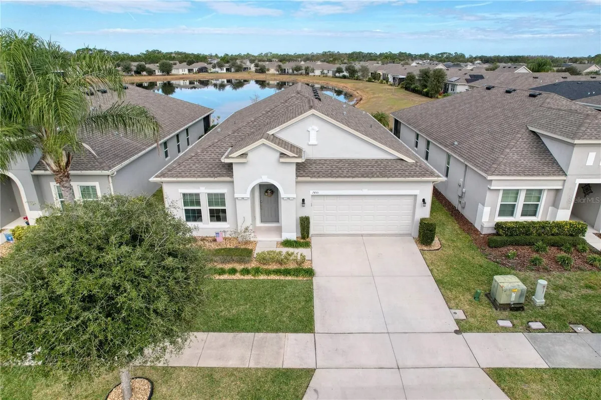 Property Slideshow image 1 of 62 | 7455 oakmark rd, Harmony, FL, 34773