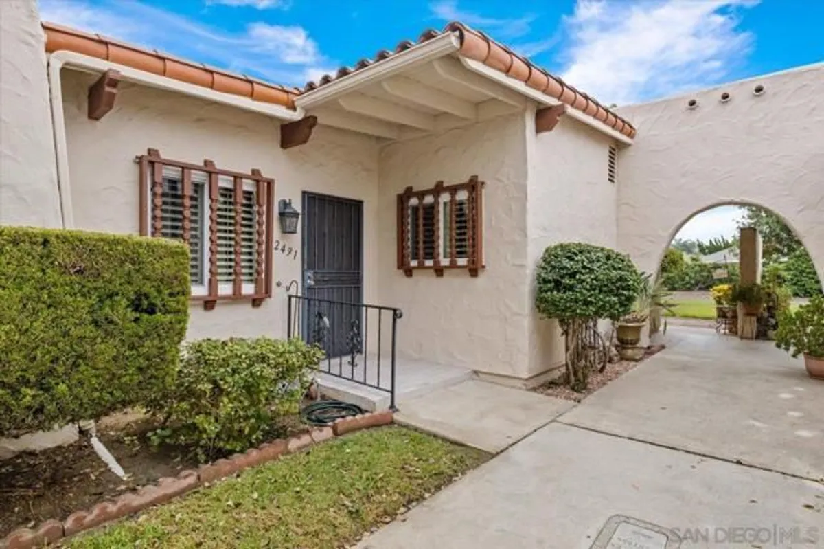 Property Slideshow image 1 of 21 | 12491 rios, Rancho Bernardo (San Diego), CA, 92128