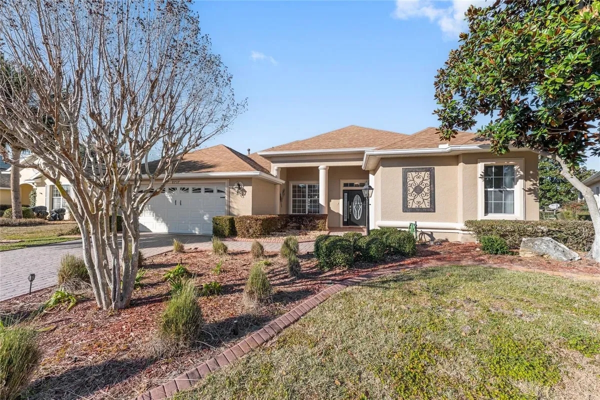 Property Slideshow image 1 of 68 | 8737 sw 83rd cir, Ocala, FL, 34481