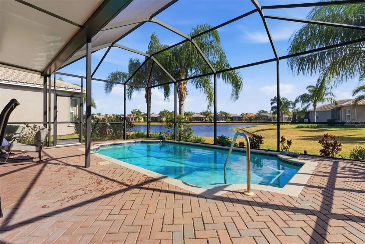 Property Slideshow image 1 of 53 | 16207 cape coral dr, Wimauma, FL, 33598