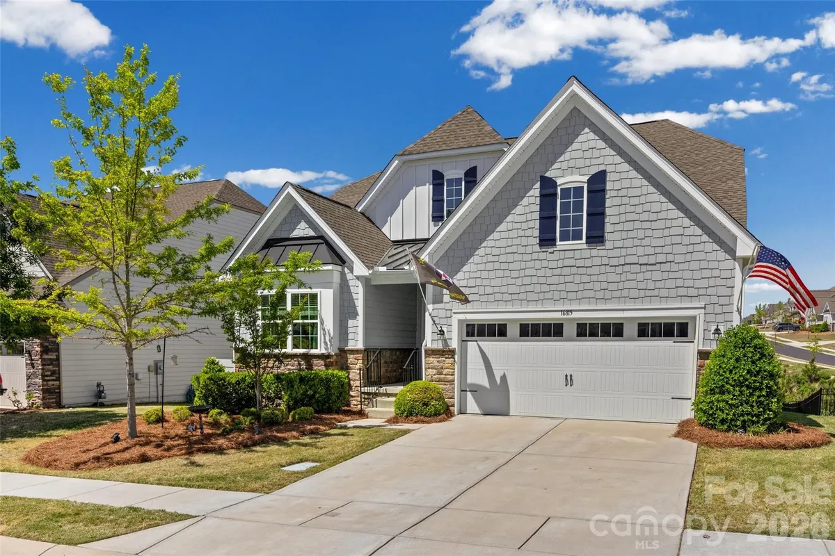 Property Slideshow image 1 of 43 | 16815 lookout landing ln, Charlotte, NC, 28278