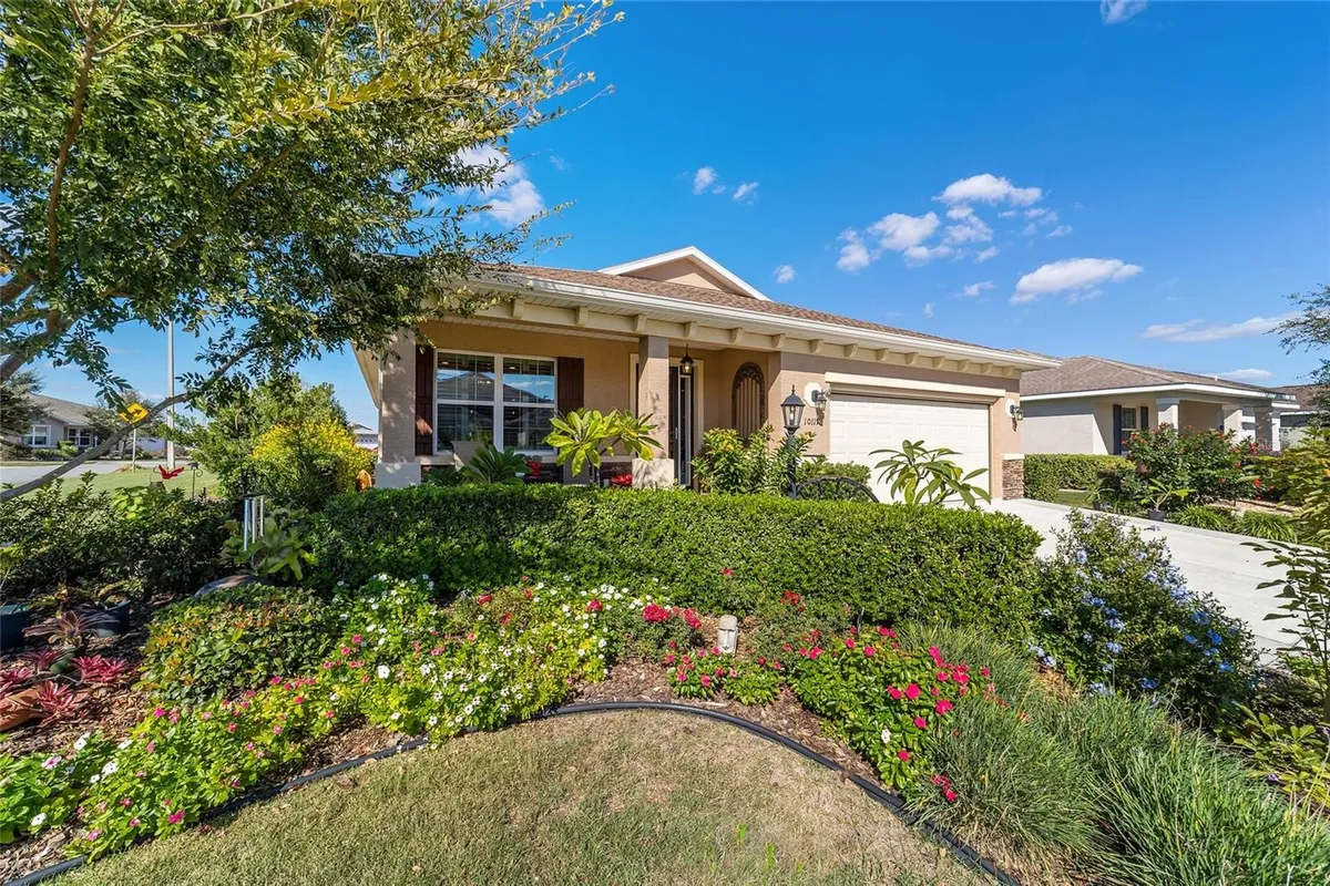 Property Slideshow image 1 of 42 | 10119 sw 88th st, Ocala, FL, 34481