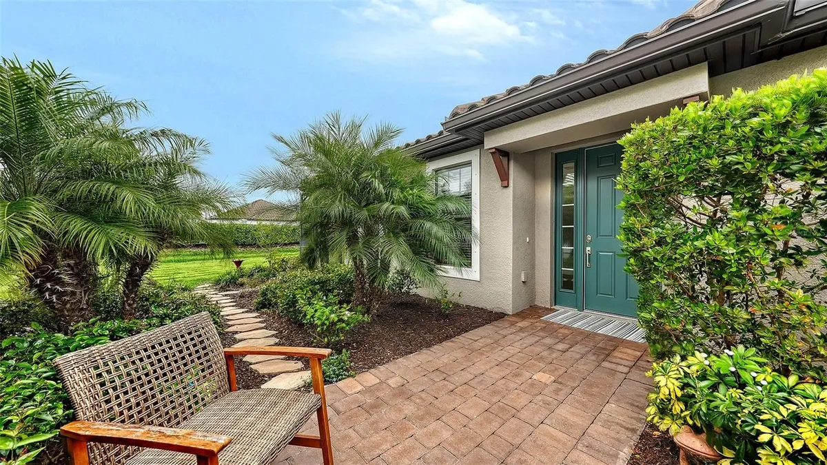 Property Slideshow image 1 of 94 | 10089 morning mist ln ln, Sarasota, FL, 34241