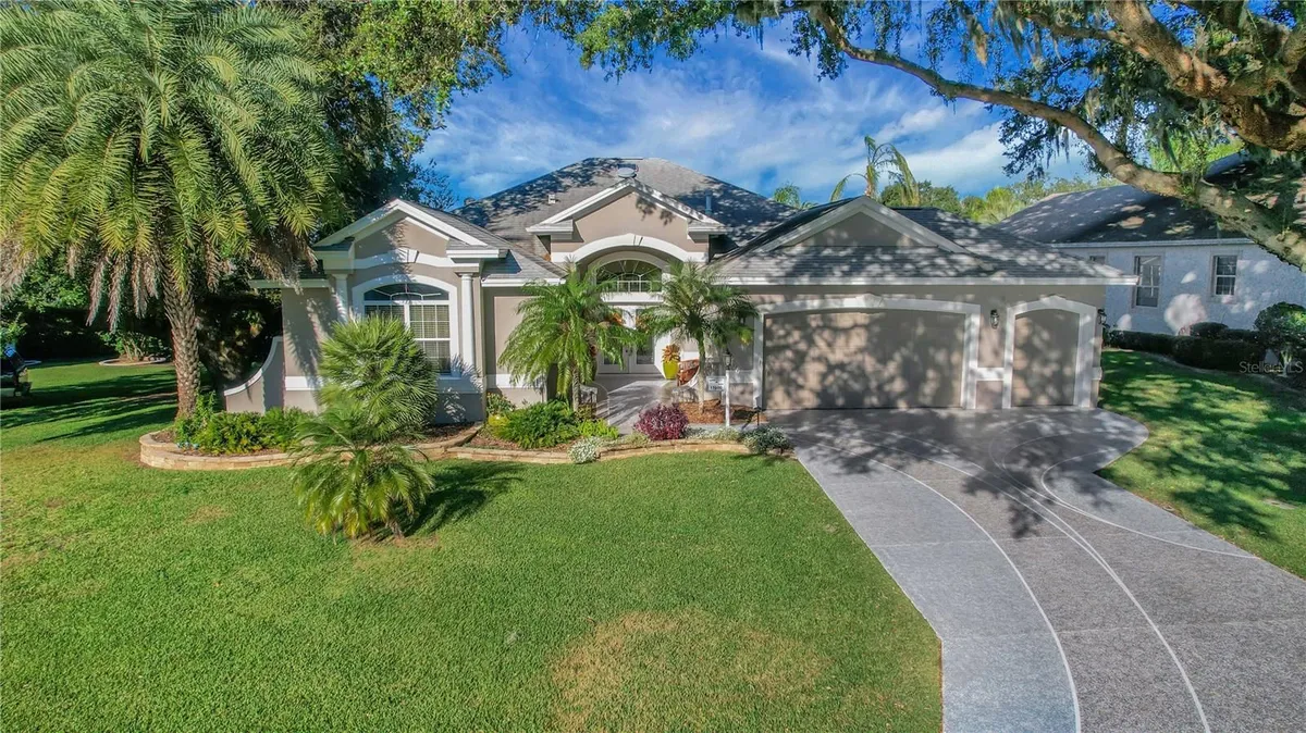 Property Slideshow image 1 of 56 | 17600 se 88th covington cir, The Villages, FL, 32162