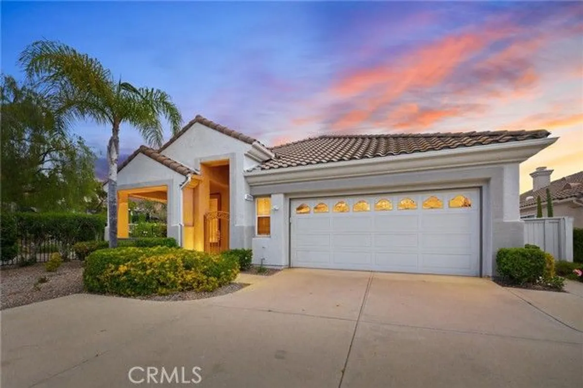 Property Slideshow image 1 of 62 | 39996 via tiama, Murrieta, CA, 92562