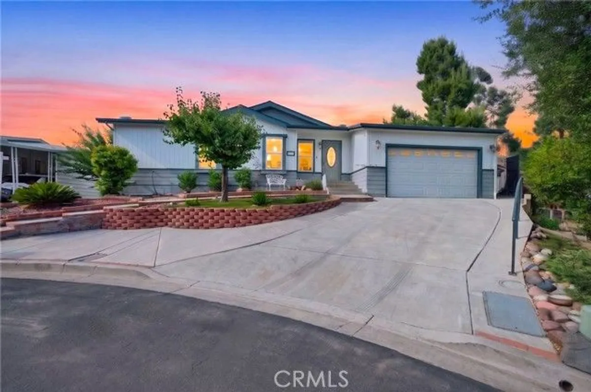 Property Slideshow image 1 of 43 | 38012 calle quedo, Murrieta, CA, 92563