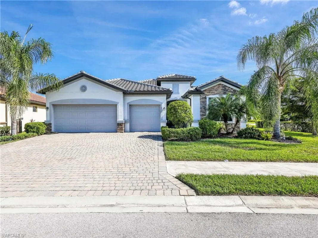 Property Slideshow image 1 of 38 | 11973 bay oak dr, Fort Myers, FL, 33913