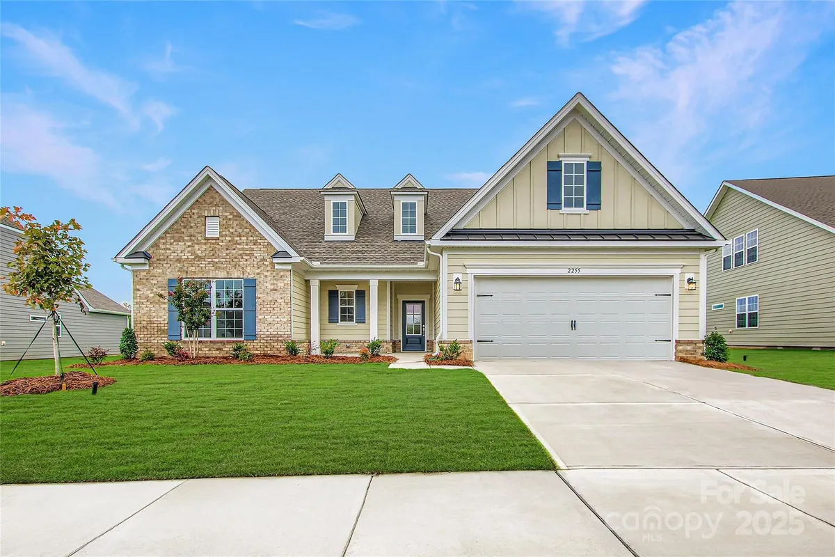 Property Slideshow image 1 of 16 | 2255 moon crest rd, Lancaster, SC, 29720