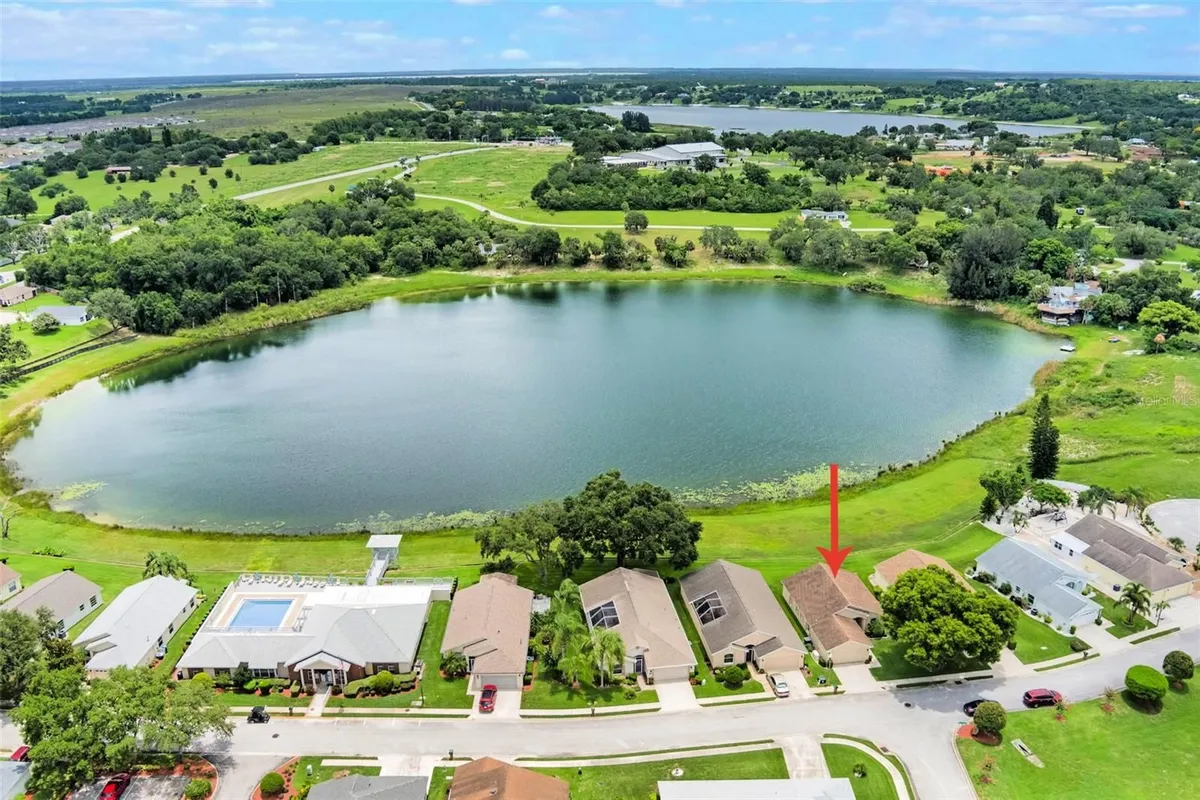Property Slideshow image 1 of 39 | 464 lake suzanne dr, Lake Wales, FL, 33859