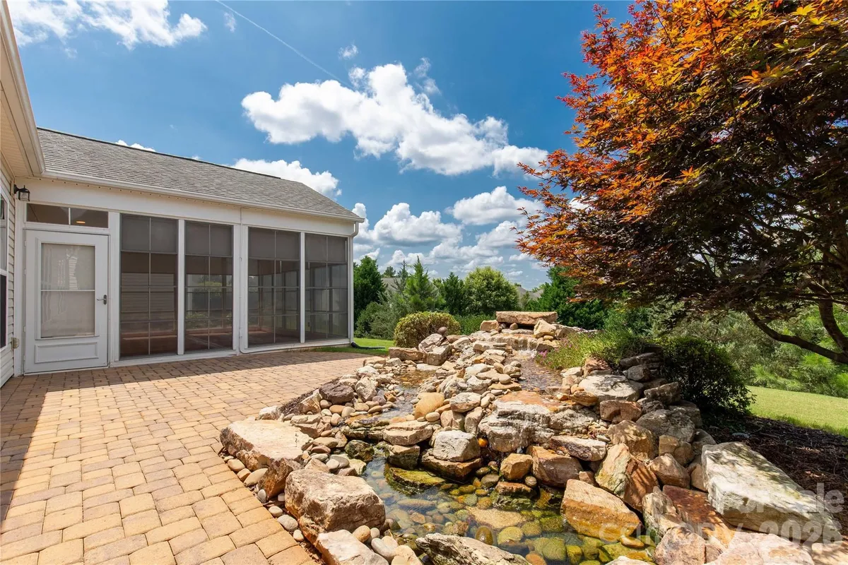 Property Slideshow image 1 of 47 | 1079 falling leaf st, Fort Mill, SC, 29707