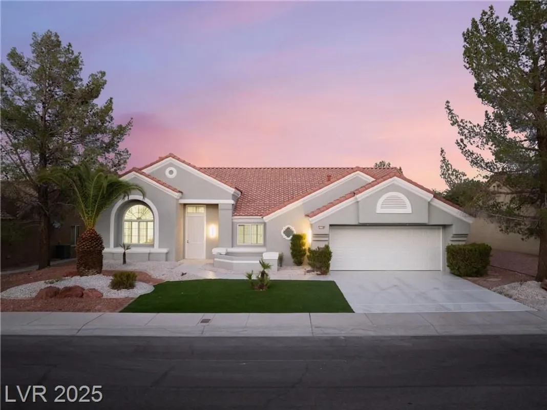 Property Slideshow image 1 of 57 | 2528 sunup dr, Las Vegas, NV, 89134