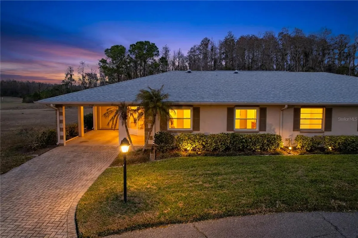Property Slideshow image 1 of 99 | 2102 hembury pl 34, Sun City Center, FL, 33573