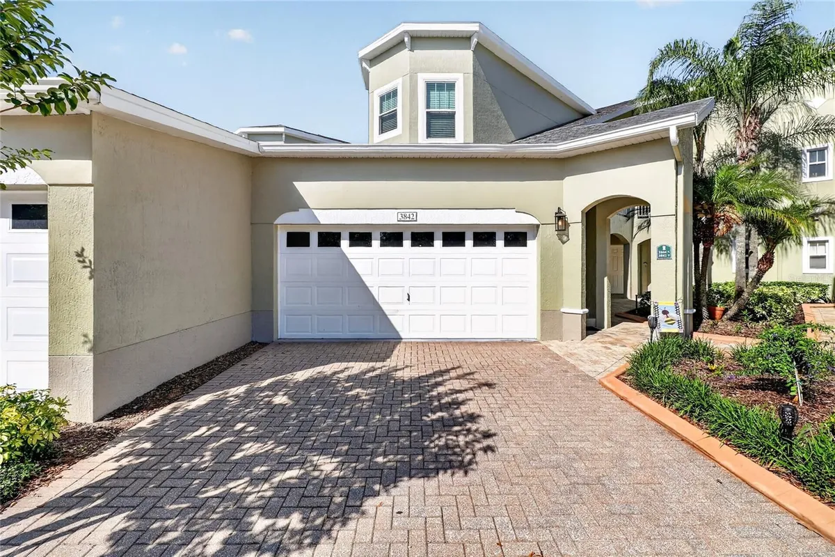 Property Slideshow image 1 of 51 | 3842 serenade ln 1, Lakeland, FL, 33811