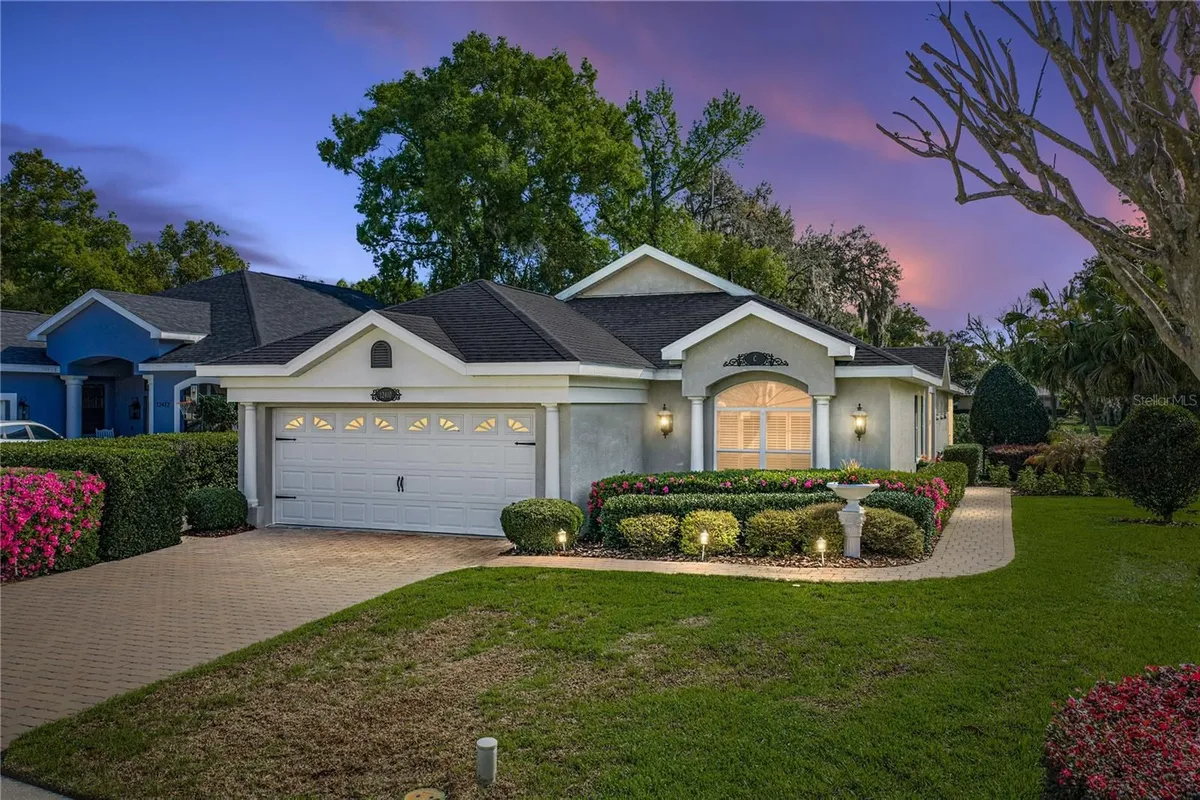 Property Slideshow image 1 of 73 | 12410 woodlands cir, Dade City, FL, 33525