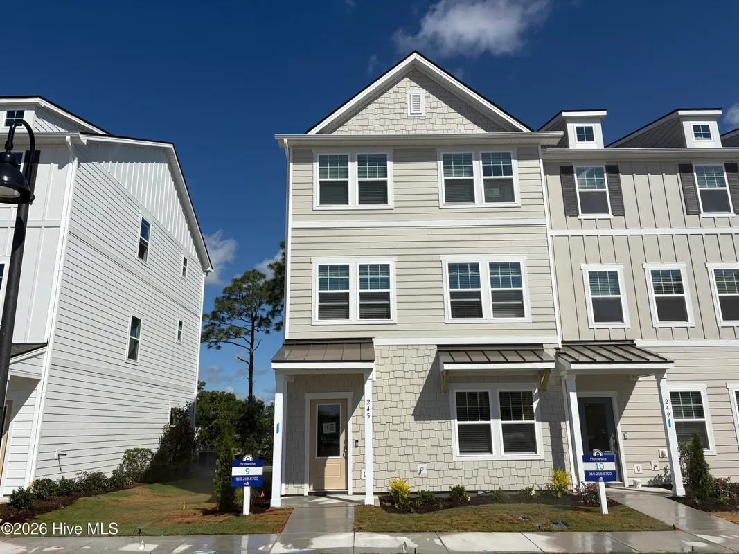Property Slideshow image 1 of 14 | 245 pelican flight loop, Wilmington, NC, 28412