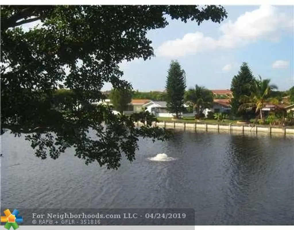 Property Slideshow image 1 of 19 | 9587 weldon cir apt 204, Tamarac, FL, 33321