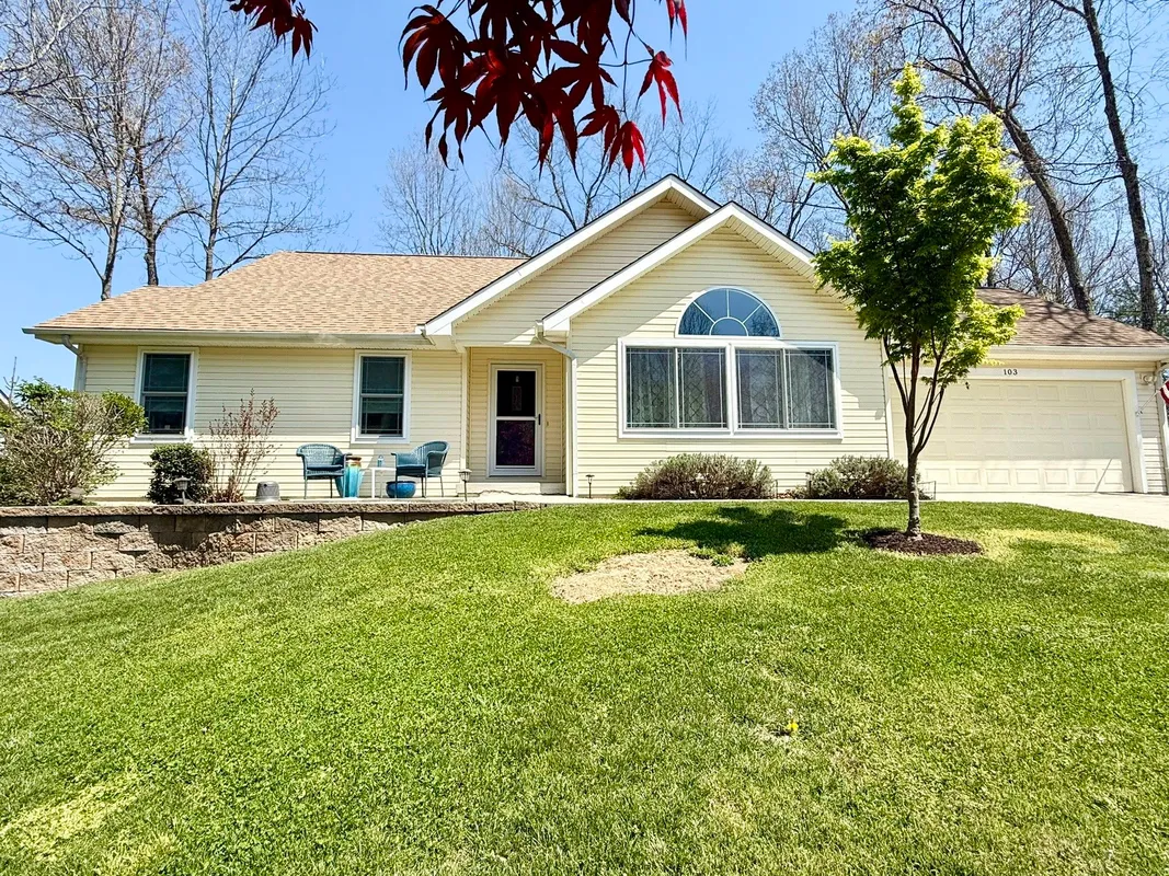 Property Slideshow image 1 of 26 | 103 brighton ln, Crossville, TN, 38558