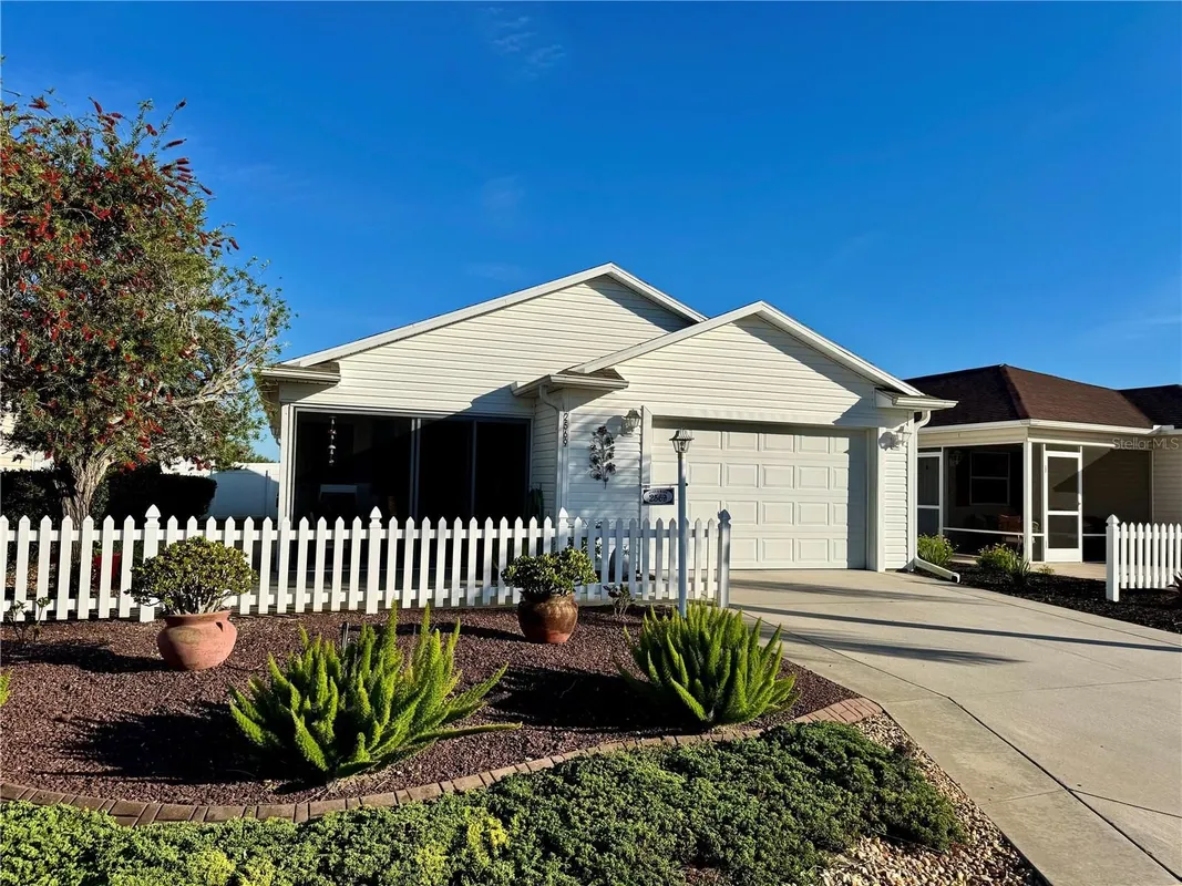 Property Slideshow image 1 of 32 | 2569 errol ter, The Villages, FL, 32162