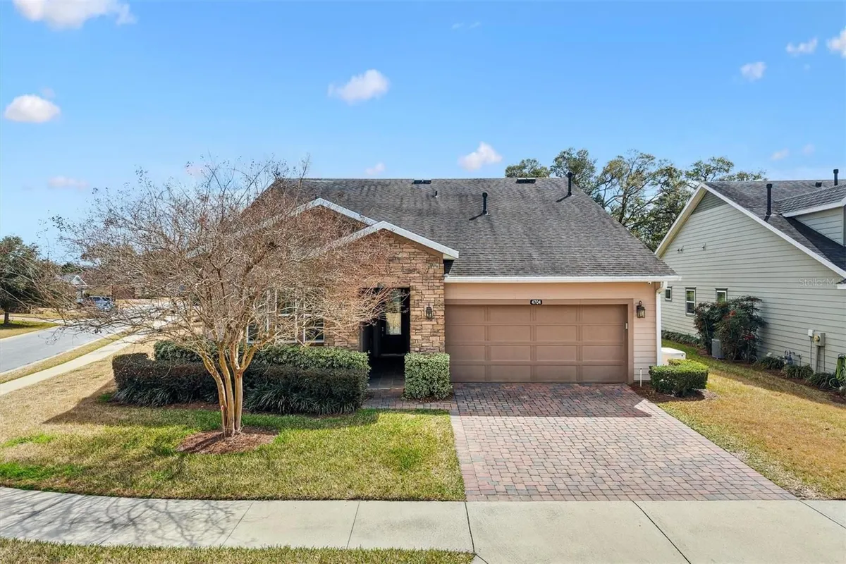 Property Slideshow image 1 of 66 | 4704 nw 35th lane rd, Ocala, FL, 34482