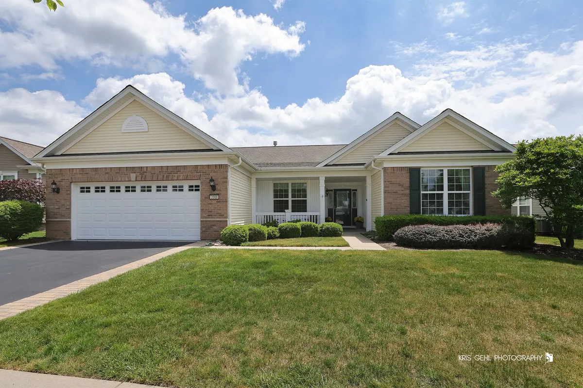 Property Slideshow image 1 of 28 | 3569 canton cir, Mundelein, IL, 60060