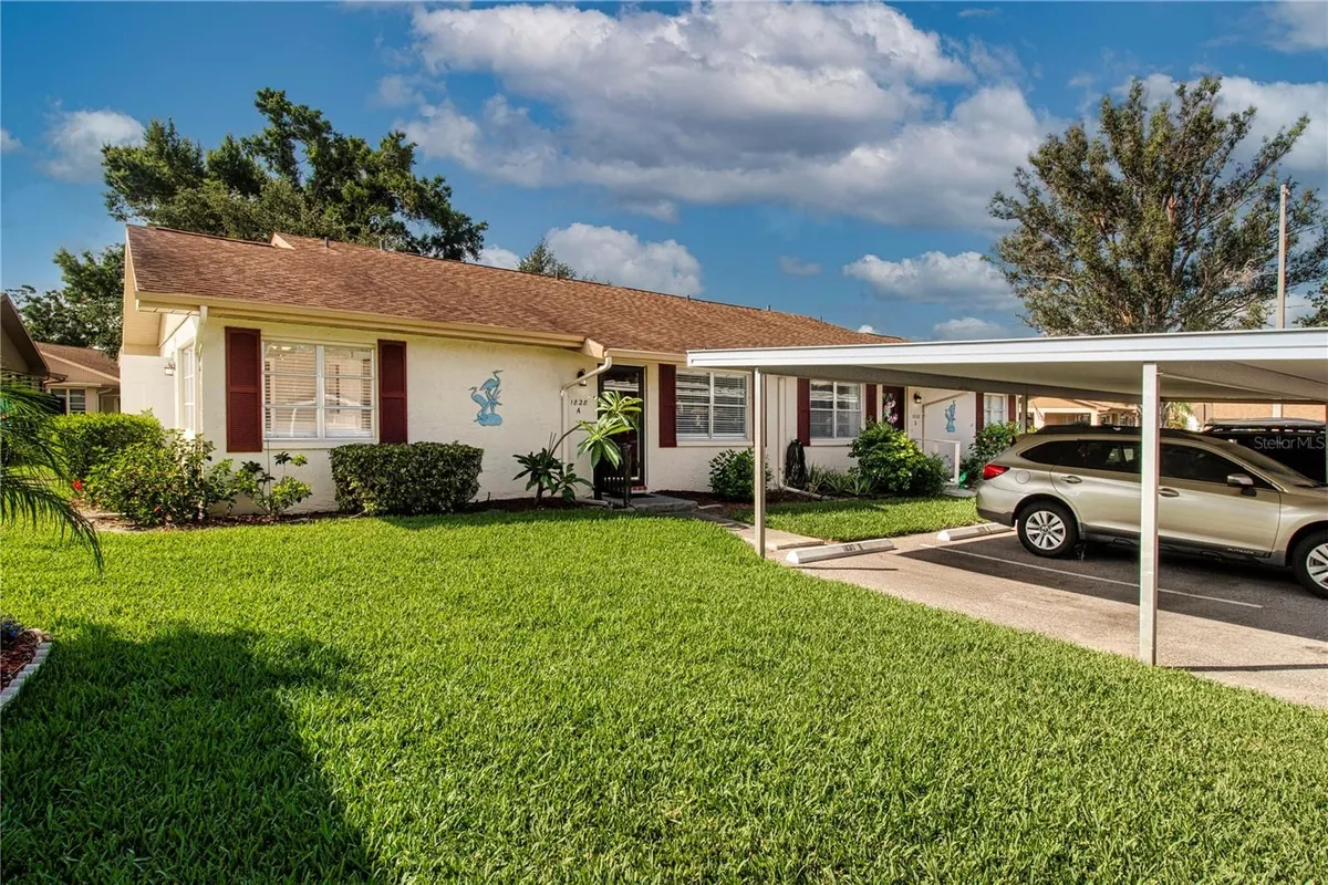 Property Slideshow image 1 of 34 | 1828 foxhunt dr a, Sun City Center, FL, 33573