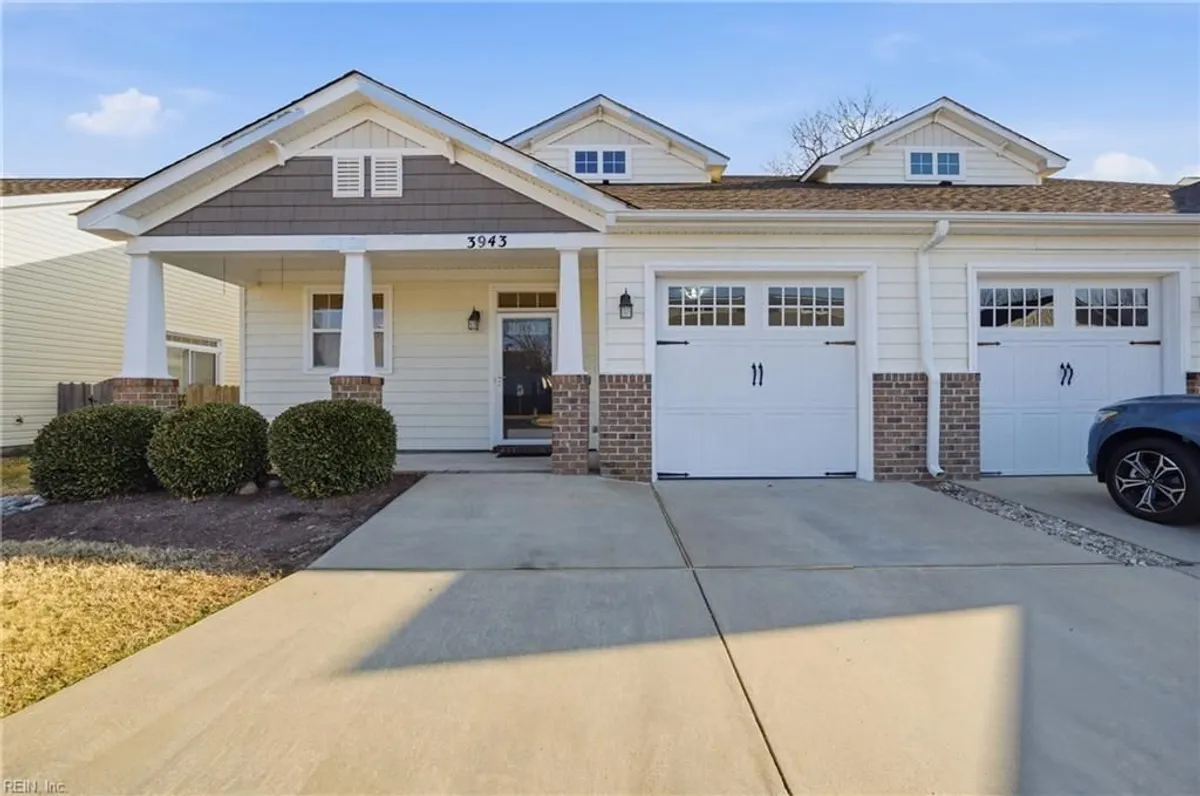 Property Slideshow image 1 of 31 | 3943 rex cir, Chesapeake, VA, 23321
