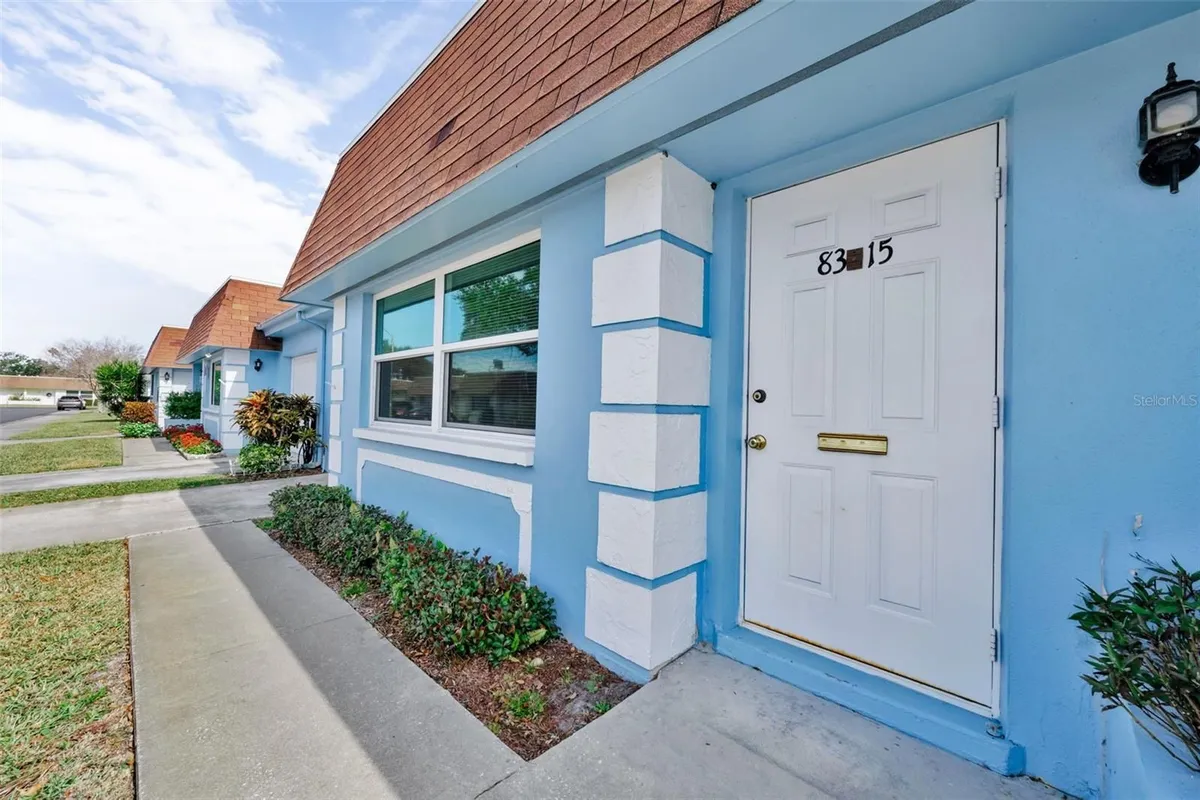 Property Slideshow image 1 of 38 | 8315 burgundy dr 8315, Pinellas Park, FL, 33781