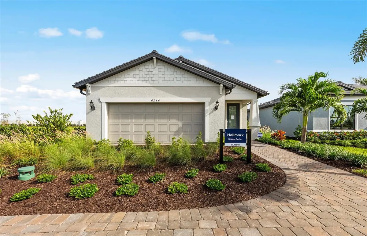 Property Slideshow image 1 of 13 | 10473 sea breeze rdg, Englewood, FL, 34223