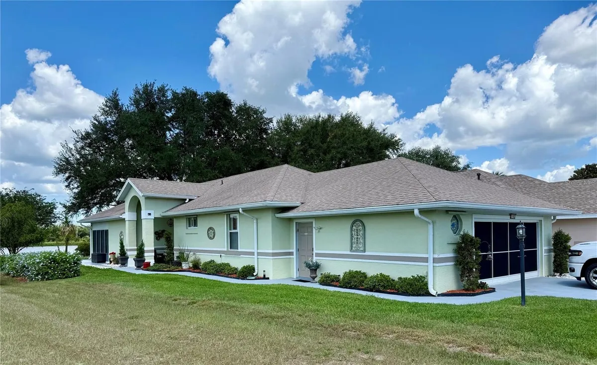 Property Slideshow image 1 of 31 | 21932 royal st georges ln, Leesburg, FL, 34748