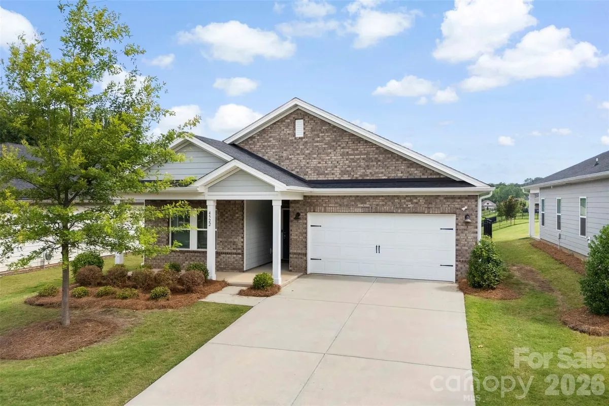 Property Slideshow image 1 of 29 | 4522 bright rd, Charlotte, NC, 28214