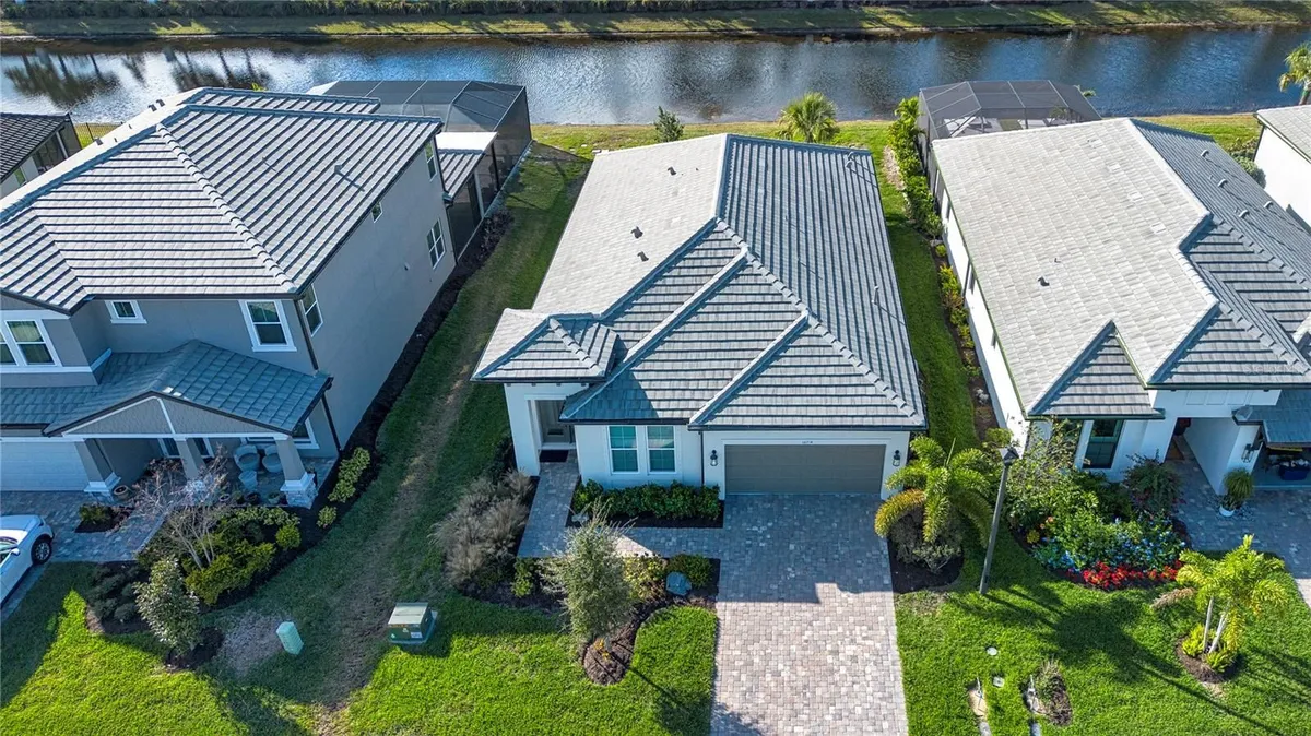Property Slideshow image 1 of 78 | 16714 savory mist cir, Bradenton, FL, 34211