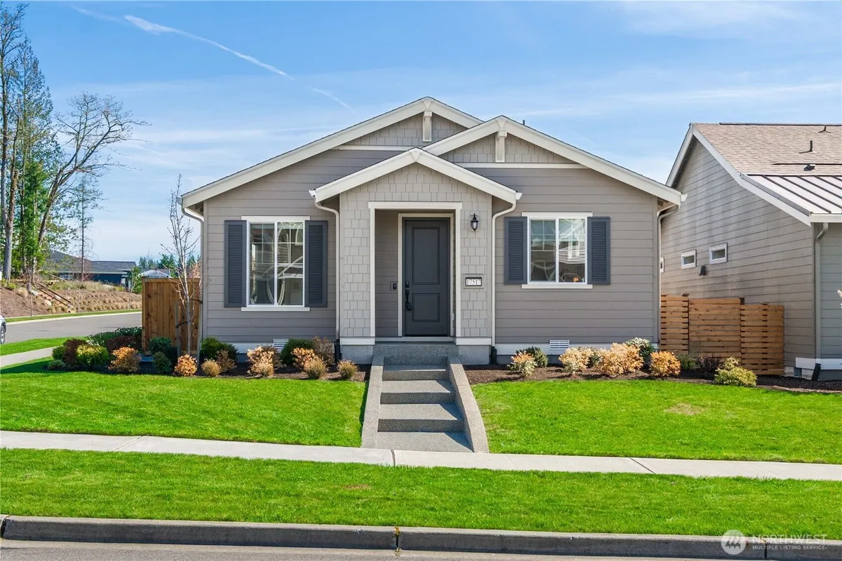 Property Slideshow image 1 of 36 | 17517 154th st, Bonney Lake, WA, 98391