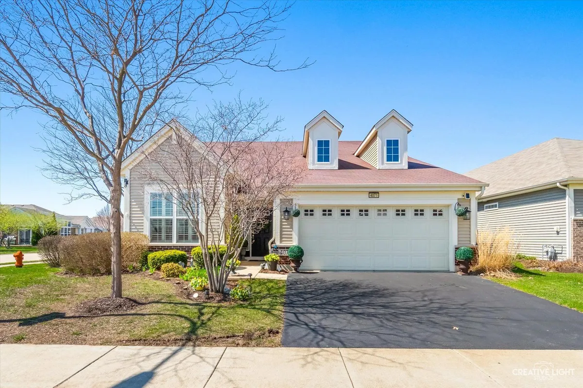 Property Slideshow image 1 of 27 | 4071 chesapeake ln, Naperville, IL, 60564